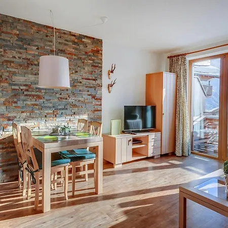 In Near Zillertal Arena Appartement